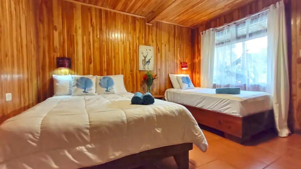 Cowboy Hostel - Habitaciones Con Bano Privado Monteverde Eksteriør bilde