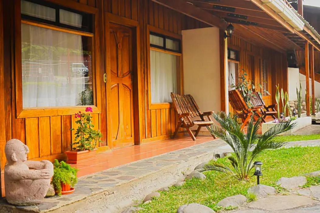 Cowboy Hostel - Habitaciones Con Bano Privado Monteverde Eksteriør bilde