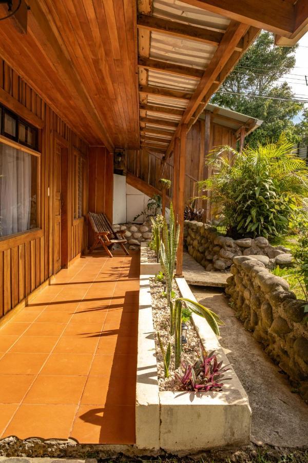 Cowboy Hostel - Habitaciones Con Bano Privado Monteverde Eksteriør bilde