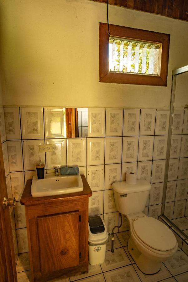 Cowboy Hostel - Habitaciones Con Bano Privado Monteverde Eksteriør bilde